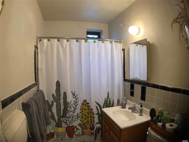 Building Photo - 6730 Dartmouth St