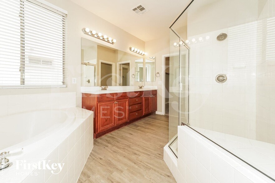 Building Photo - 6525 Diamond Point Ct
