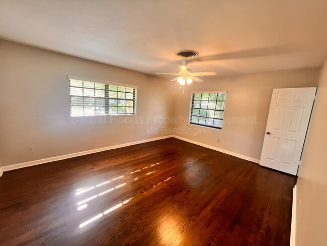 Building Photo - 2011 Howard Dr