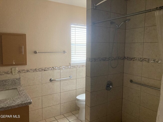 Building Photo - 10429 Birthstone Dr
