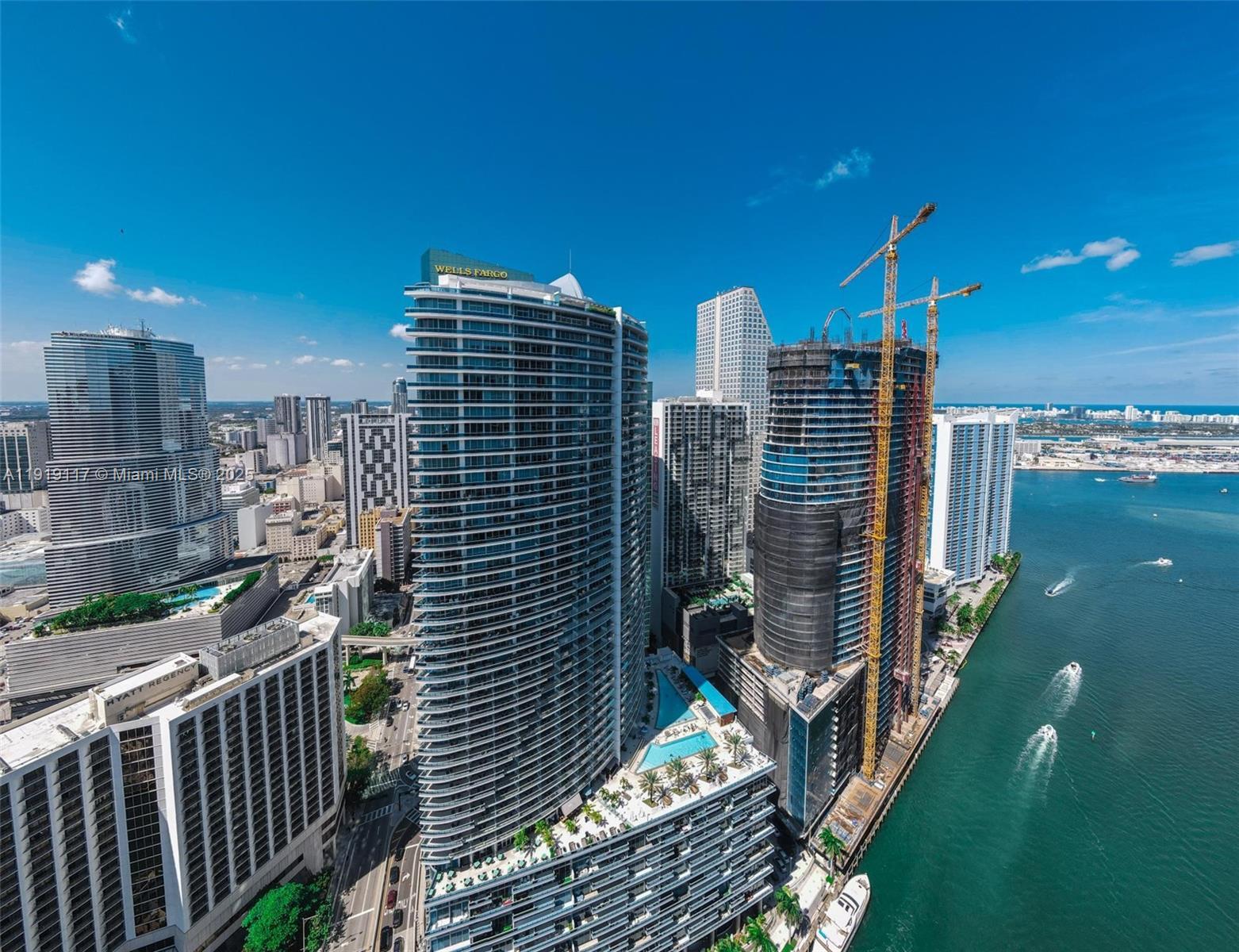 Building Photo - 200 Biscayne Boulevard Way
