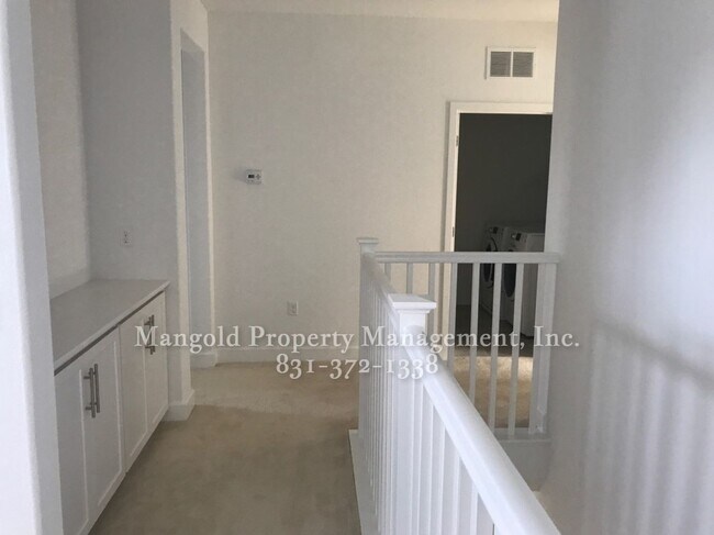 Building Photo - 2726 Bungalow Dr