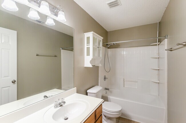 Building Photo - 366 Dalhart Dr