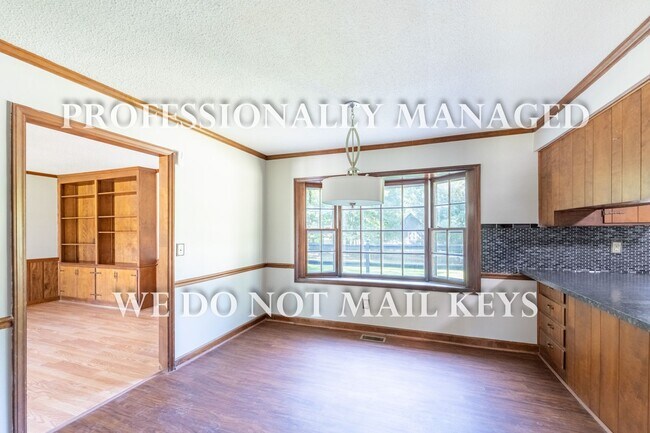 Building Photo - 344 Whitehall Dr