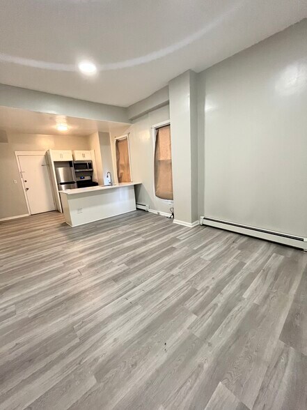 218 Bowers St 1 - 220 Bowers St
