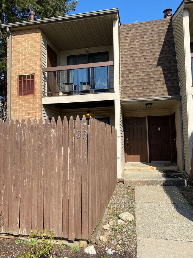 Building Photo - 1 BR / 1 BA Apartment in Mt. Joy!