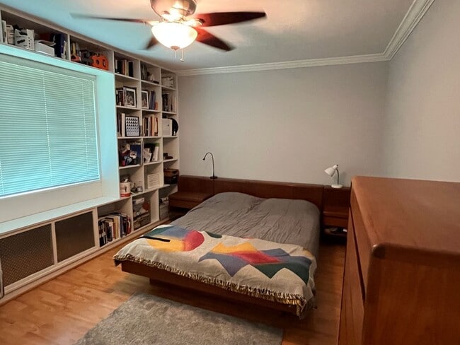Building Photo - Great 2BR located in Northern Bethesda