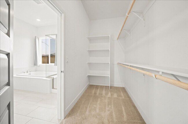 Building Photo - 12725 Parakeet Wy