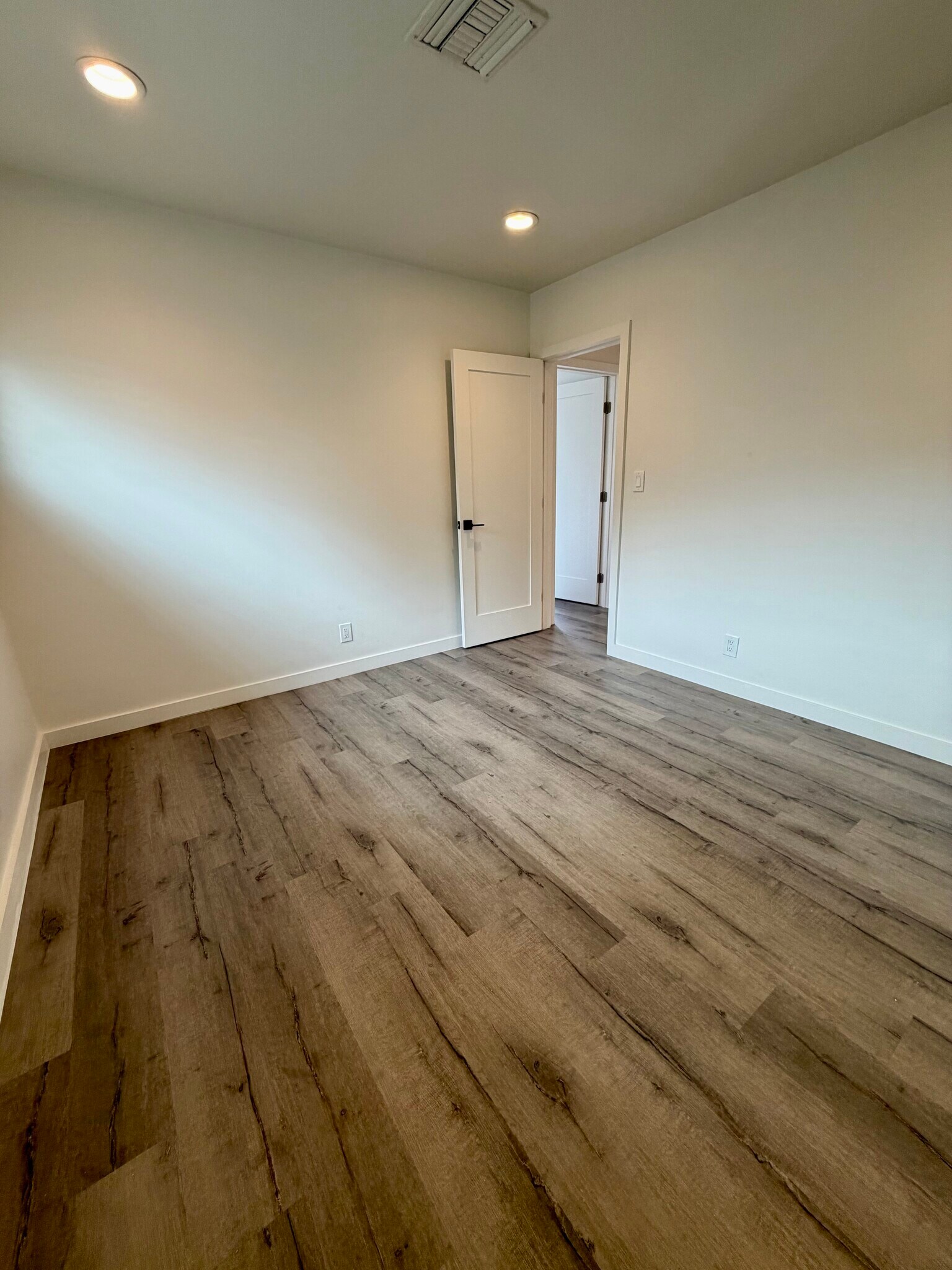 Building Photo - 4225 Tuller Ave