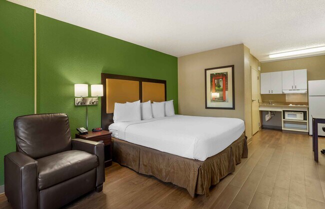 Building Photo - Furnished Studio-Nashville - Airport