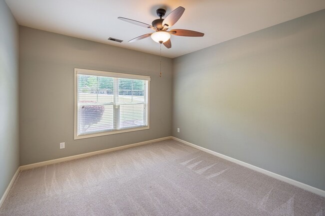 Building Photo - Private 4BR Home on Acreage with Pool and Hot Tub Near Downtown Senoia