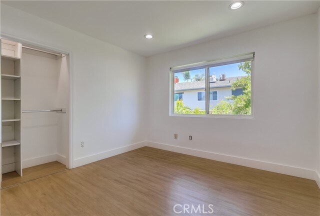 Building Photo - 5528 Voletta Pl