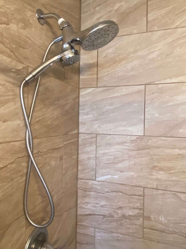 Building Photo - 36 Stowe Rd