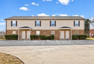 Building Photo - 816 Oak Arbor Ct