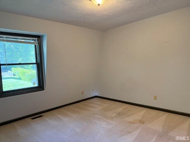 Building Photo - 4317 E Wembley Ct