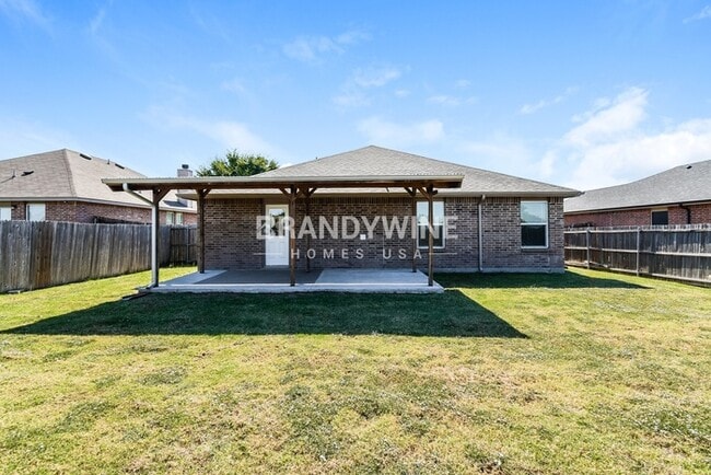 Building Photo - 411 Silver Leaf Dr