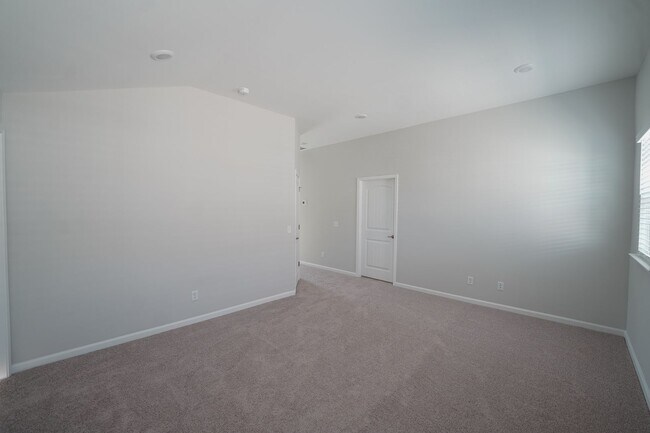 Building Photo - Available Soon!