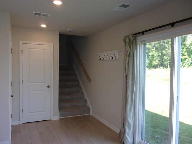 Building Photo - Recently Constructed 3 Bedroom 2 1/2 Bath Home in Walkers Mill