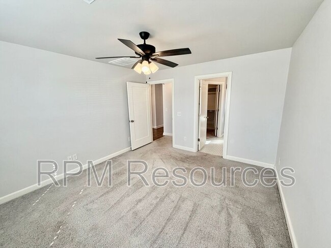 Building Photo - 412 Kearny Ln