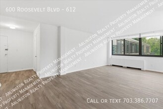 Building Photo - 600 Roosevelt Blvd