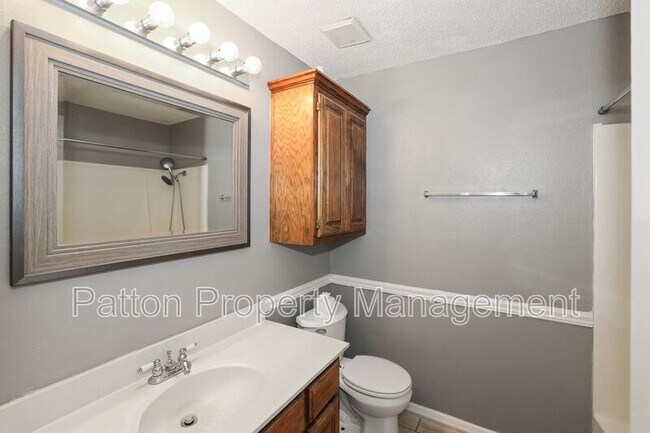 Building Photo - 31 Northridge Dr