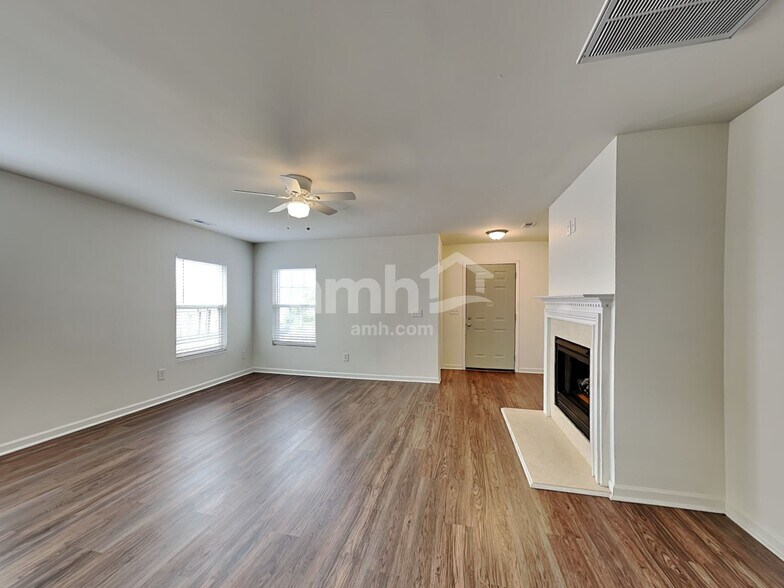 Building Photo - 1129 Rutledge Landing Dr