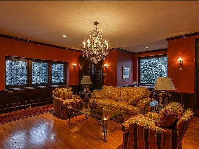 Building Photo - Welcome to the Stone House, a charming 3-bedroom, 2-bathroom