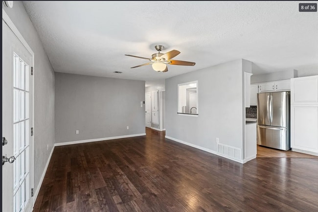 Building Photo - 4646 SE Caber Cir