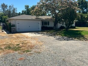 Building Photo - 1414 Lewis Oak Rd