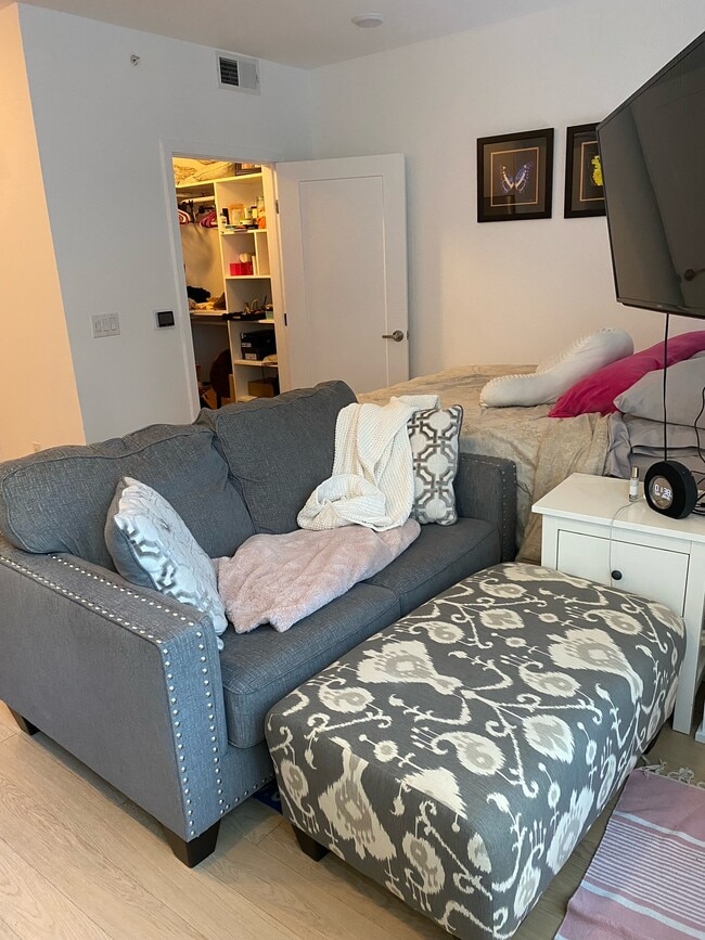 Building Photo - 201 Marin Blvd