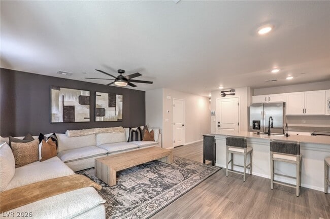 Building Photo - 4463 Honey Hls Ave