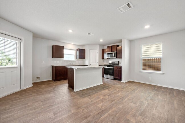 Building Photo - 2 Week Free Move-In Special!Spacious 4 Bed / 2.5 Bath Home – 2,243 Sq Ft + Resort-Style Amenities