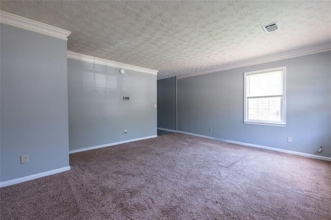 Building Photo - 469 Southern Way