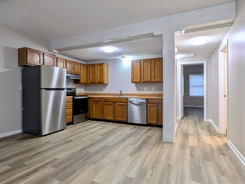 Building Photo - 6 Park St