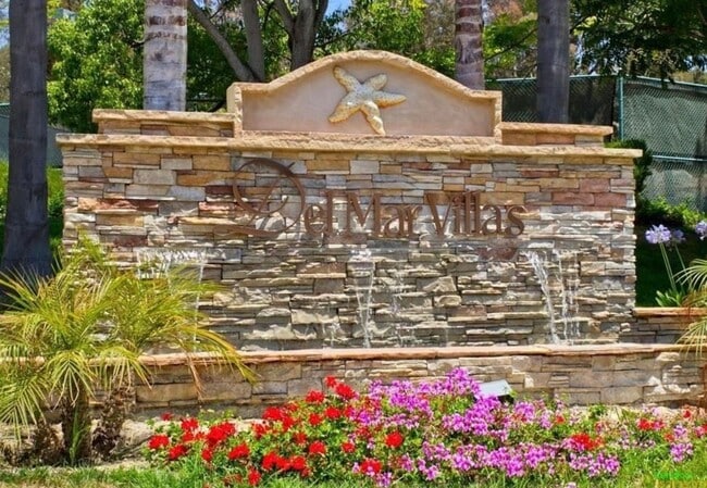 Building Photo - Minutes to the beach - Del Mar Villas -  Coming Soon
