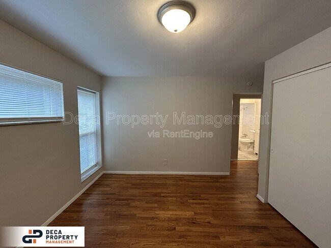 Building Photo - 440 Eichelberger St