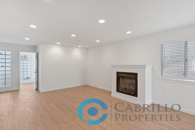 Building Photo - 847 Missouri St