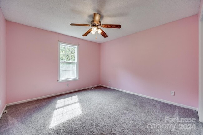 Building Photo - 2291 Douglas Heights Ln