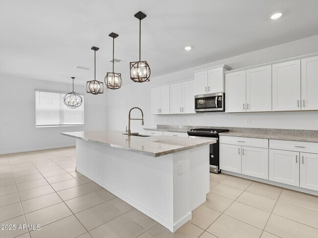 Building Photo - 3104 Bee Trl