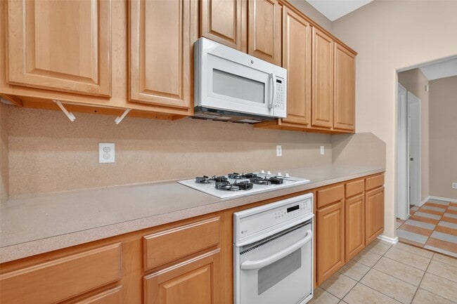 Building Photo - 11714 Peachwood Lake Dr