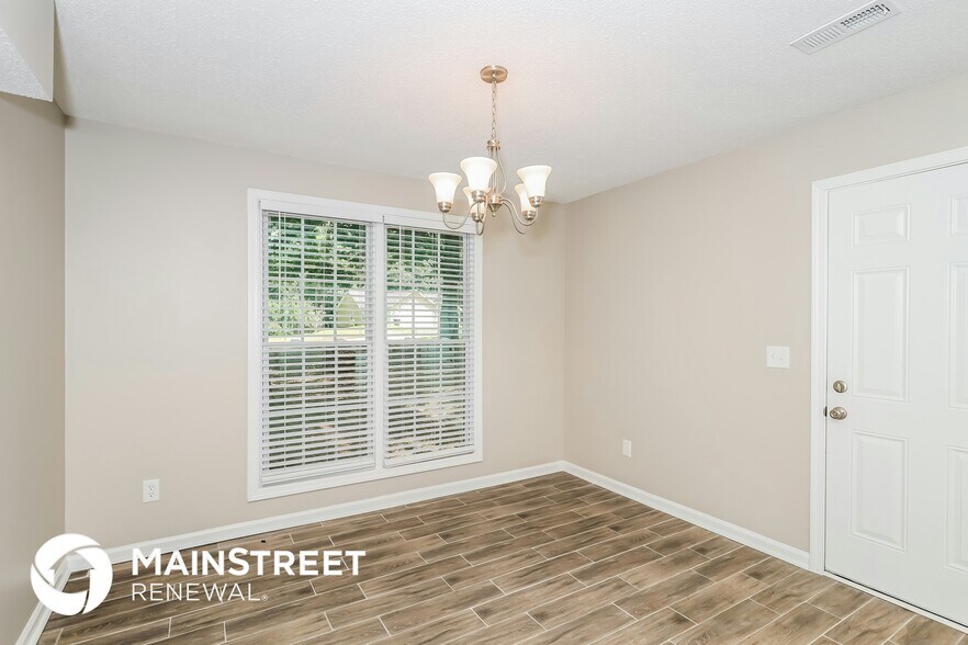 Building Photo - 510 Rosehill Dr
