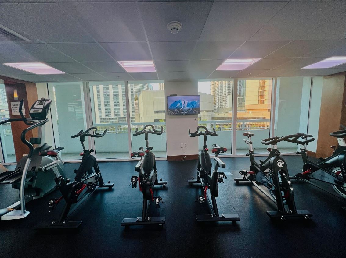 Building Photo - 41 SE 5th St