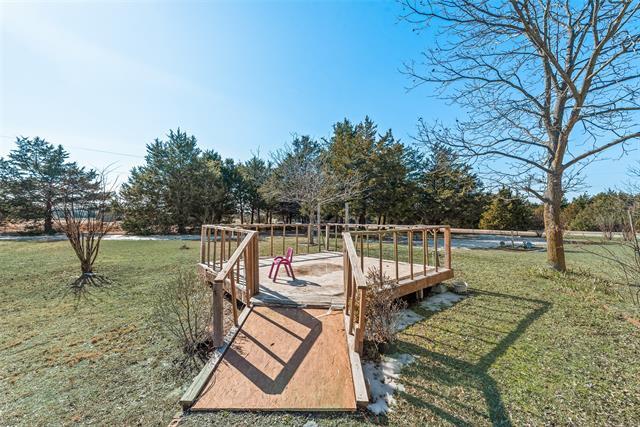 Building Photo - 130 Meadowview Ln