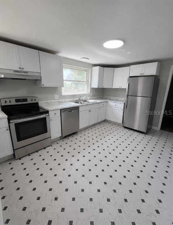 Building Photo - 837 Lafayette Ln