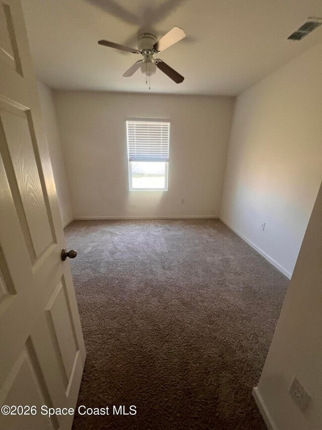 Building Photo - 3636 Aberdeen Dr SE