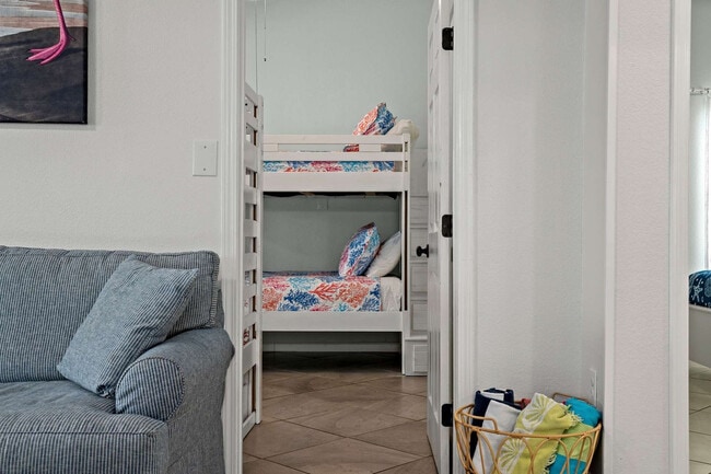 Building Photo - 4431 Luke Ave