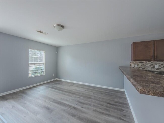 Building Photo - 340 Arthurs Ln