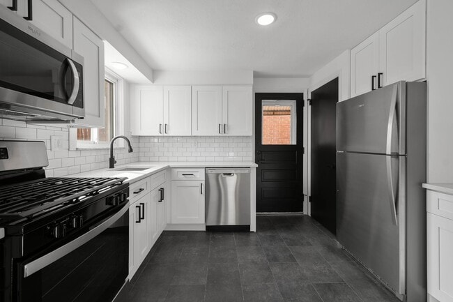 Building Photo - READY FOR MOVE-IN! Don't miss this FULLY RENOVATED 3-bedroom in Baldwin!