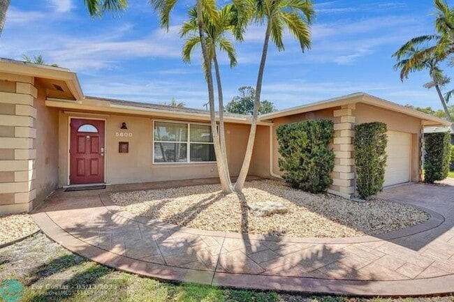 Building Photo - 5600 SW 8th St