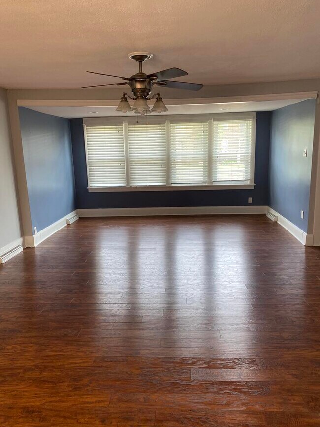 living room - 80 Carmel Rd